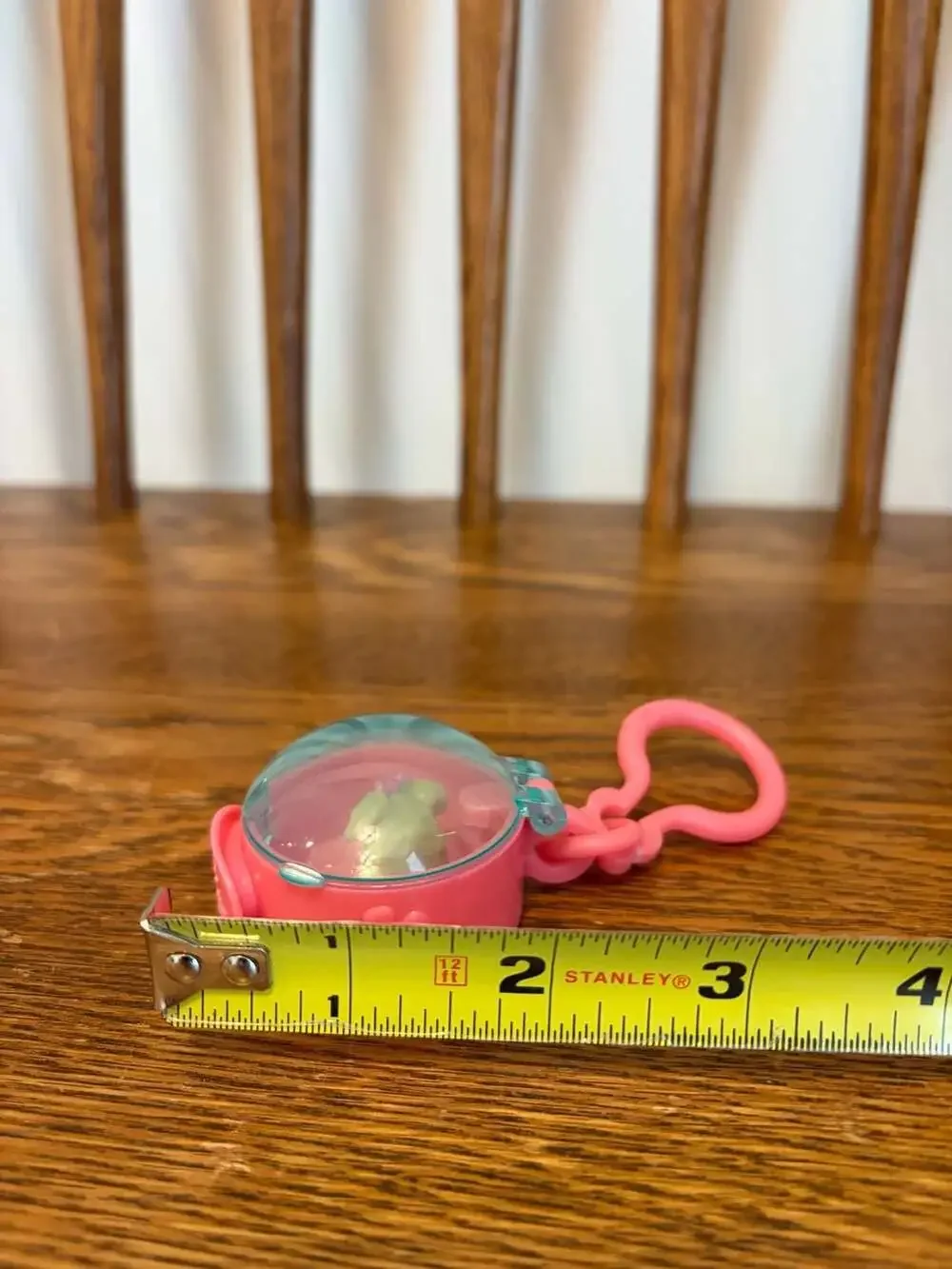 Littlest Pet Shop Teeniest Tiniest Pet Keychain Pink Container